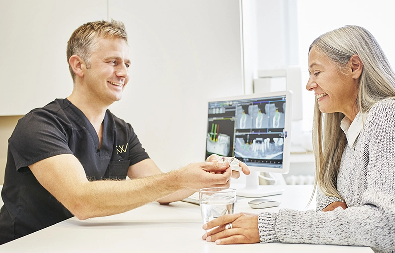 Schmerzarme Implantologie